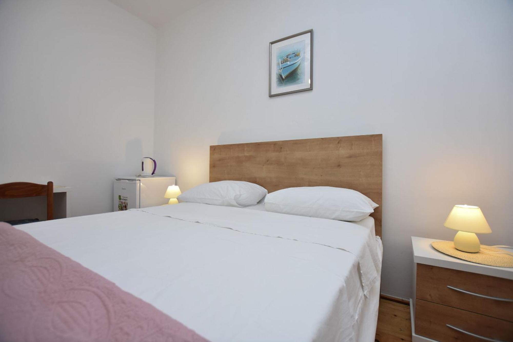 Apartments And Rooms Jakov Primosten Room photo
