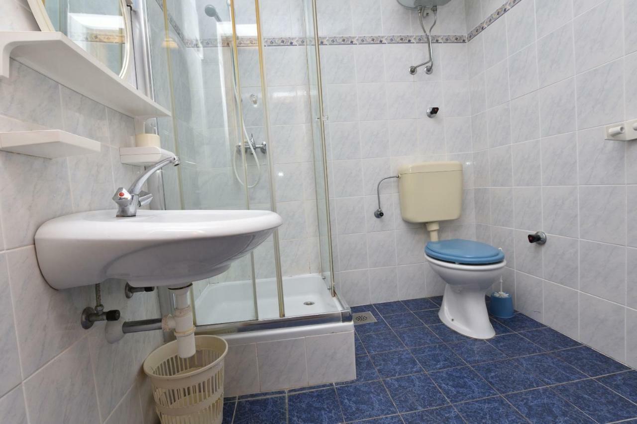 Apartments And Rooms Jakov Primosten Exterior photo